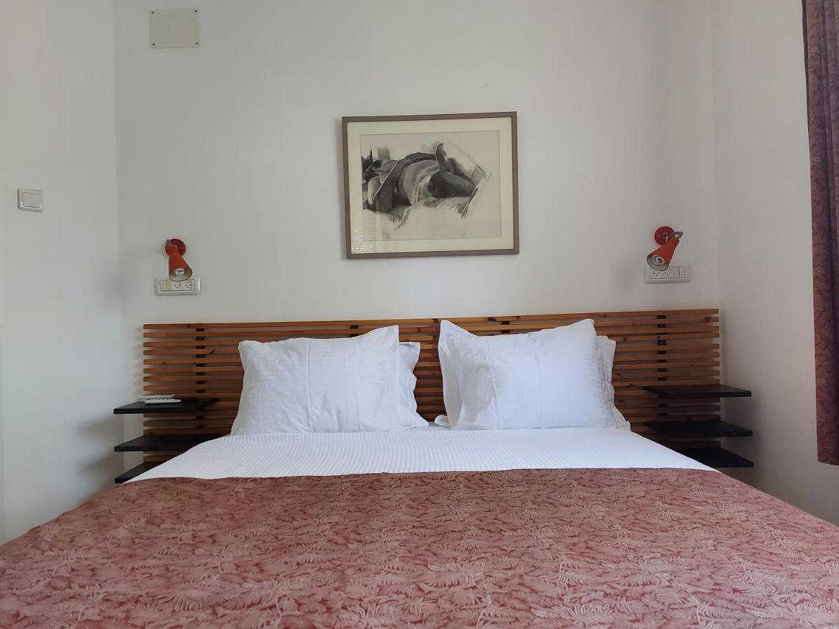 Maple'S Place - אירוח מייפל Roș Pina Exterior foto